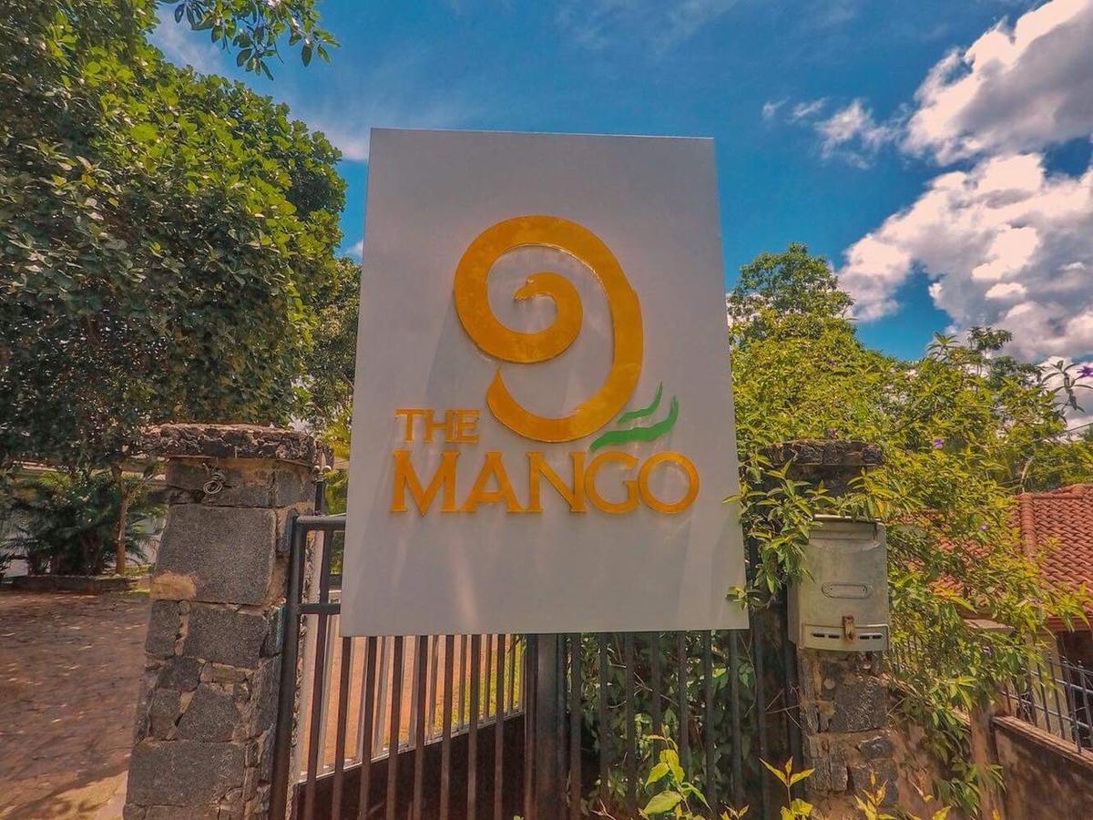 The Mango Hotel แคนดี้ ภายนอก รูปภาพ